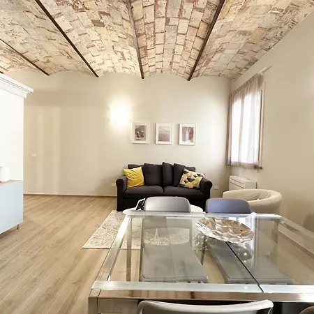 Casa Marti Belfioreguesthouses Appartement